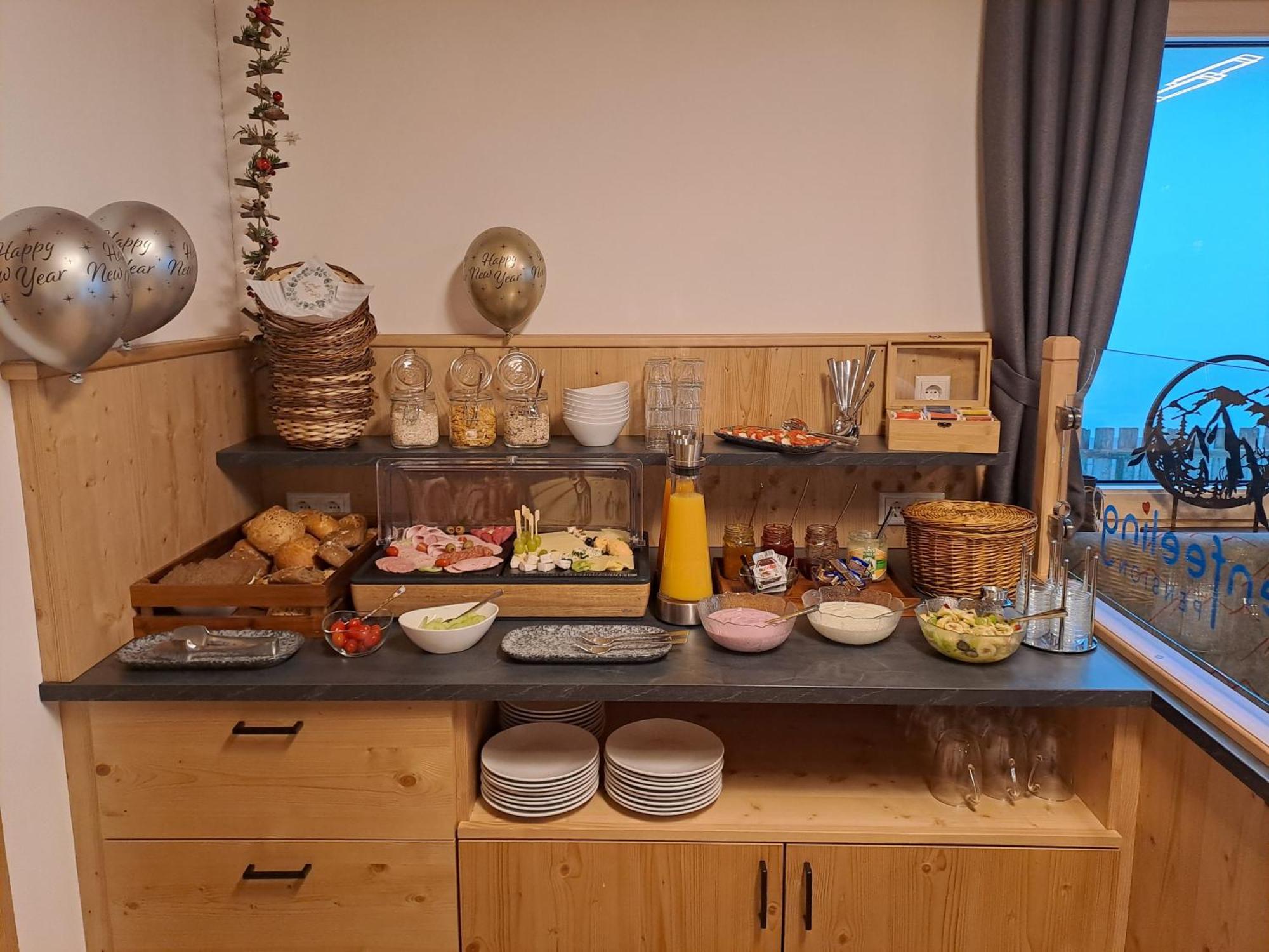 Pension Alpenfeeling Пфронтен Екстериор снимка